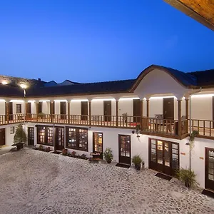 **** Hotel Hani I Pazarit Boutique Albania