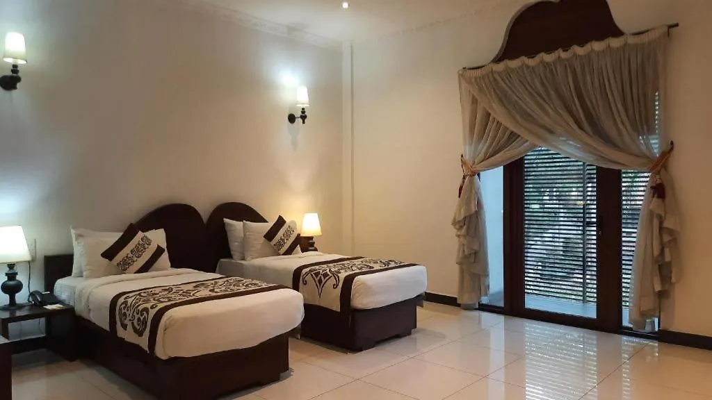 فندق رويال كانديان 4*, كاندي سريلانكا